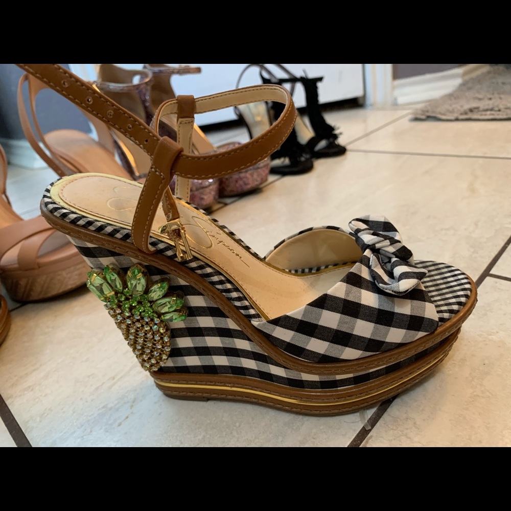 Wedge sandals